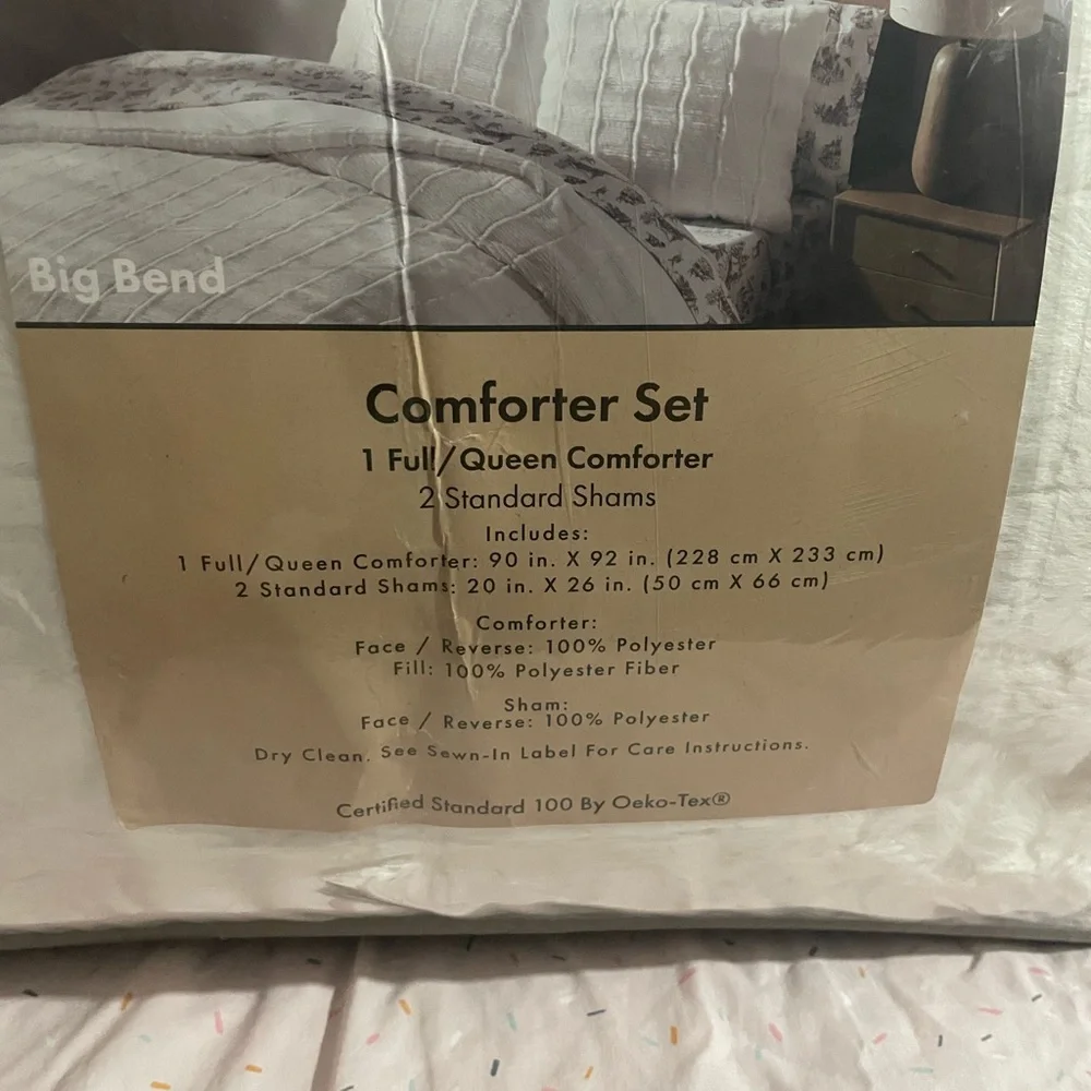 BearPaw Full/Queen Warm Soft Faux Fur Comforter Set 🤍🤍🤍 BRAND NEW!